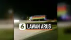 TRUK NEKAT LAWAN ARUS DI JALAN TOL