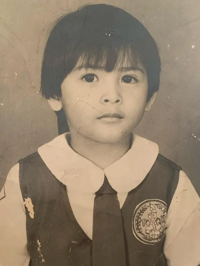 Punya Gaya Rambut Pendek, ini 5 Potret Masa Kecil Audy Item yang Imut