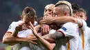 Ekspresi Miralem Pjanic setelah mencetak gol ke gawang Leverkusen. (EPA/Marius Becker)