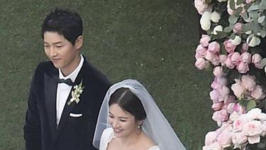 Potret Suasana Pernikahan Song Joong Ki Dan Song Hye Kyo Yang Digelar Tertutup News Entertainment Fimela Com