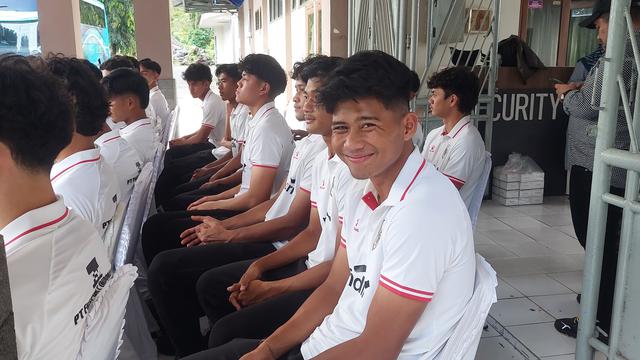 Timnas Indonesia U-19 Serahkan Hewan Kurban Kepada Warga Sleman: Minta Doa Restu Sebelum Berjuang di Piala AFF U-19 2026