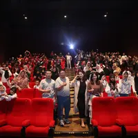 Bersama anak-anak rumah belajar, keseruan nonton bareng bersama anak-anak Rumah Belajar, jadikan momentum spesial di hari anak.