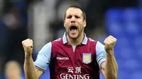 Ron Vlaar (GLYN KIRK / AFP)