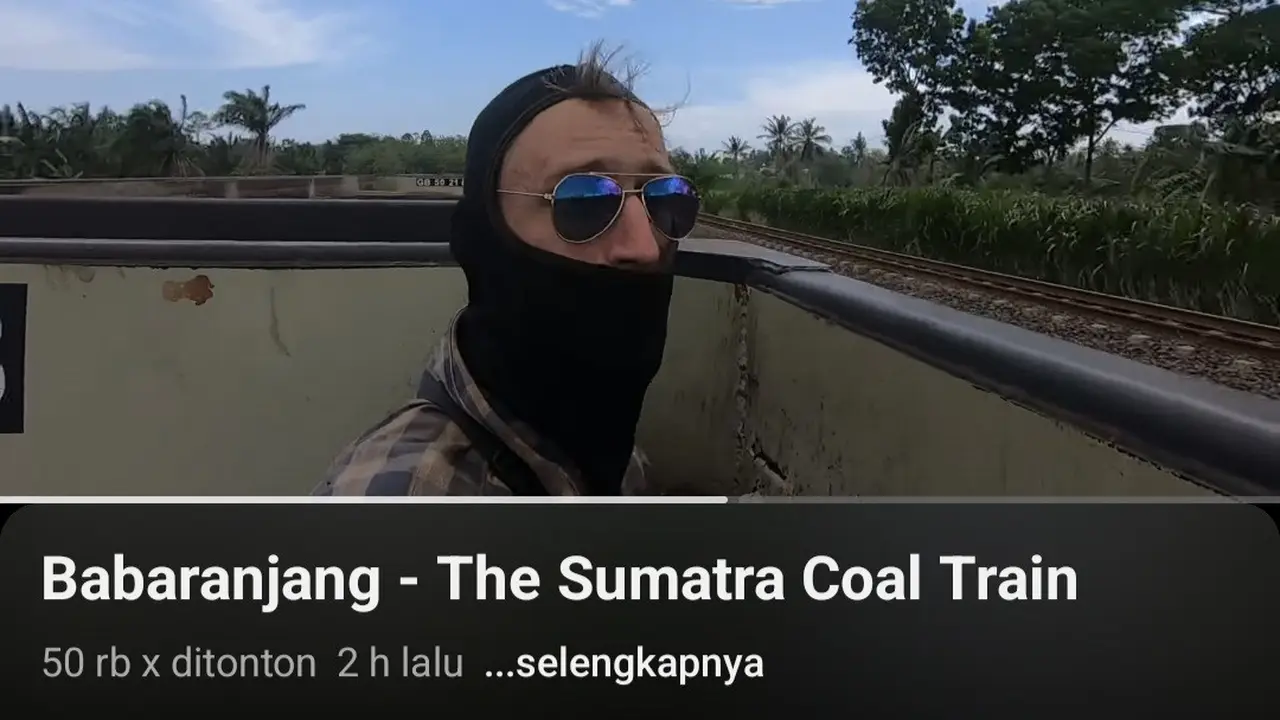 Tangkapan layar rekaman video yang diunggah oleh WNA pada akun YouTube bernama Vaga Vegabond. Foto : (Istimewa).