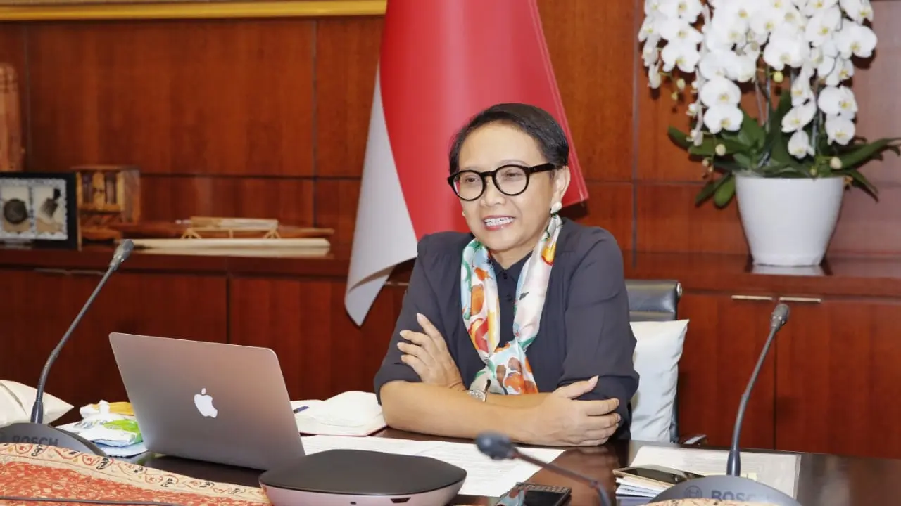 Menlu Retno Marsudi dalam Ministerial Coordination Group on COVID-19 (MCGC).