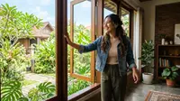 7 Cara Mengurangi Kelembapan di Rumah Saat Cuaca Panas Tanpa Dehumidifier