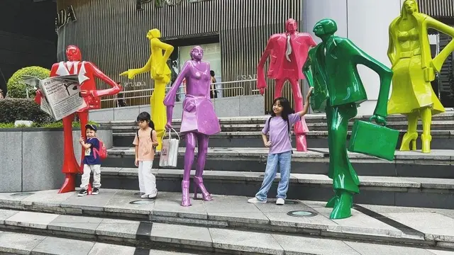 Natasha Rizky berlibur bersama anak