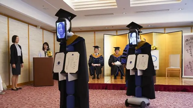 Kampus di Jepang lakukan wisuda online menggunakan robot