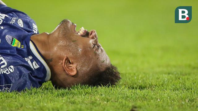 Foto: Persija Jakarta Patahkan Rekor Belum Terkalahkan Persib Bandung di BRI Liga 1 2021 / 2022