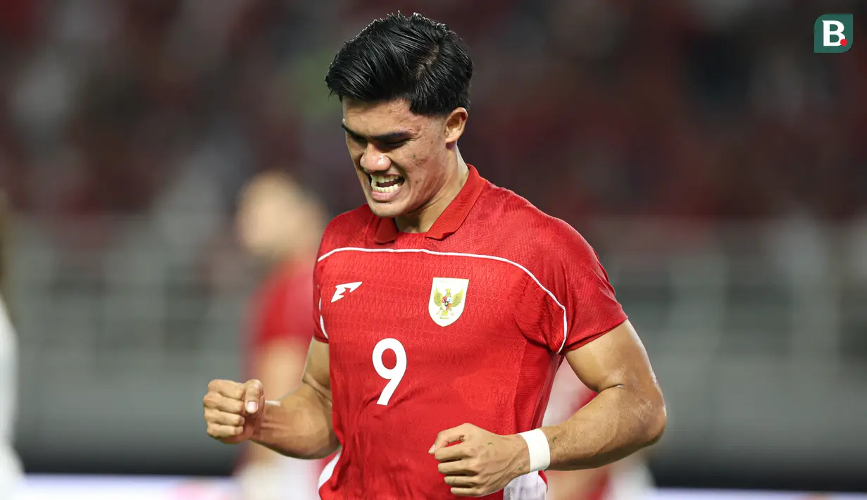 <p>Pemain Timnas Indonesia, Ramadhan Sananta melakukan selebrasi setelah berkontribusi mencetak gol ke gawang Chinese Taipei saat laga FIFA Matchday di Stadion Gelora Bung Tomo (GBT), Surabaya, Jumat (05/09/2025). (Bola.com/Abdul Aziz)</p>