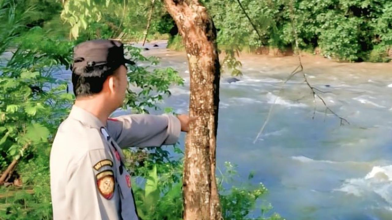Polres OKU Intensifkan Pemantauan Debit Sungai Ogan, Antisipasi Banjir dan Longsor di Wilayah Rawan