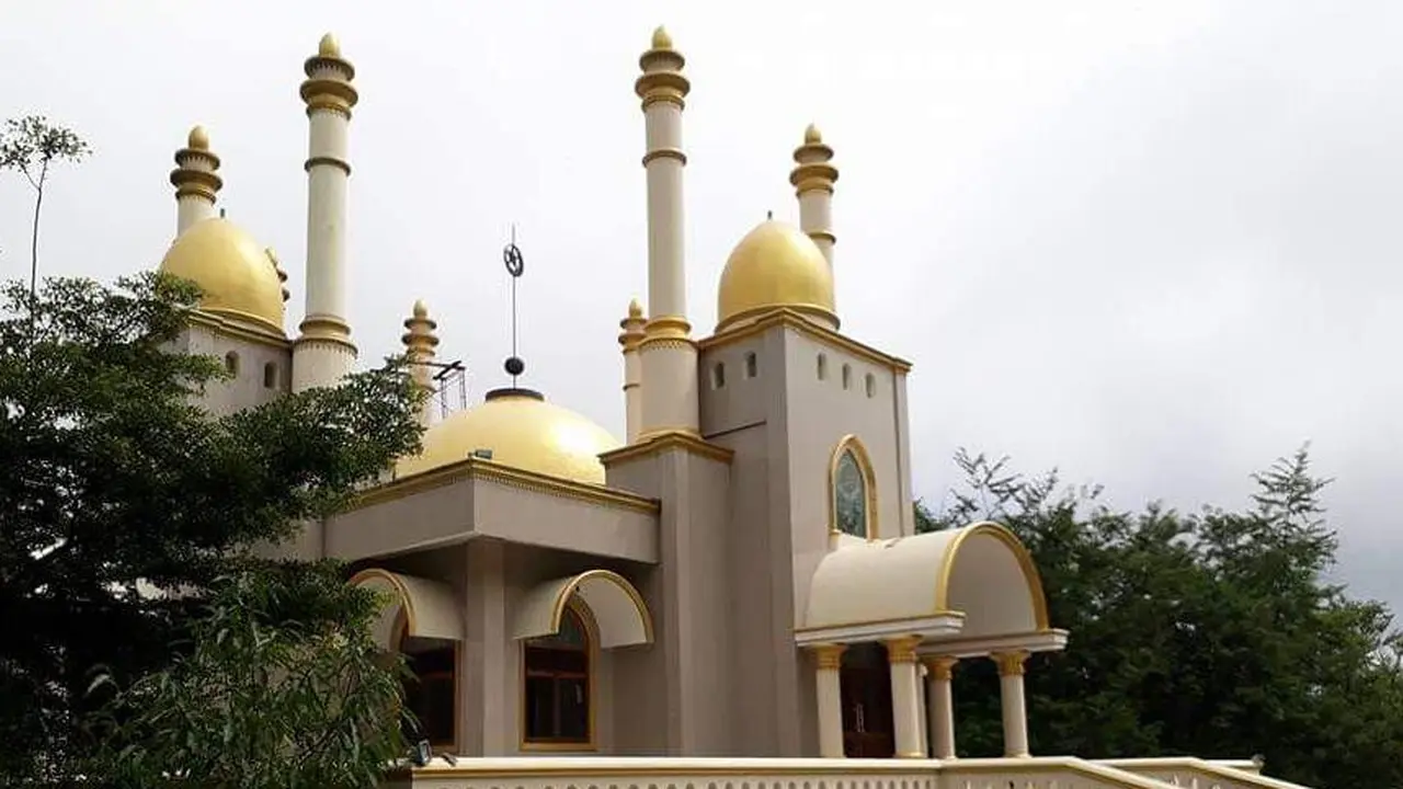 Masjid di tengah hutan Gowa (Fauzan/Liputan6.com)