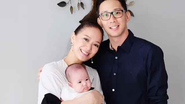 Berusia 3 Bulan, Ini 7 Potret Gemas Baby Ariel Putri Yuanita Christiani