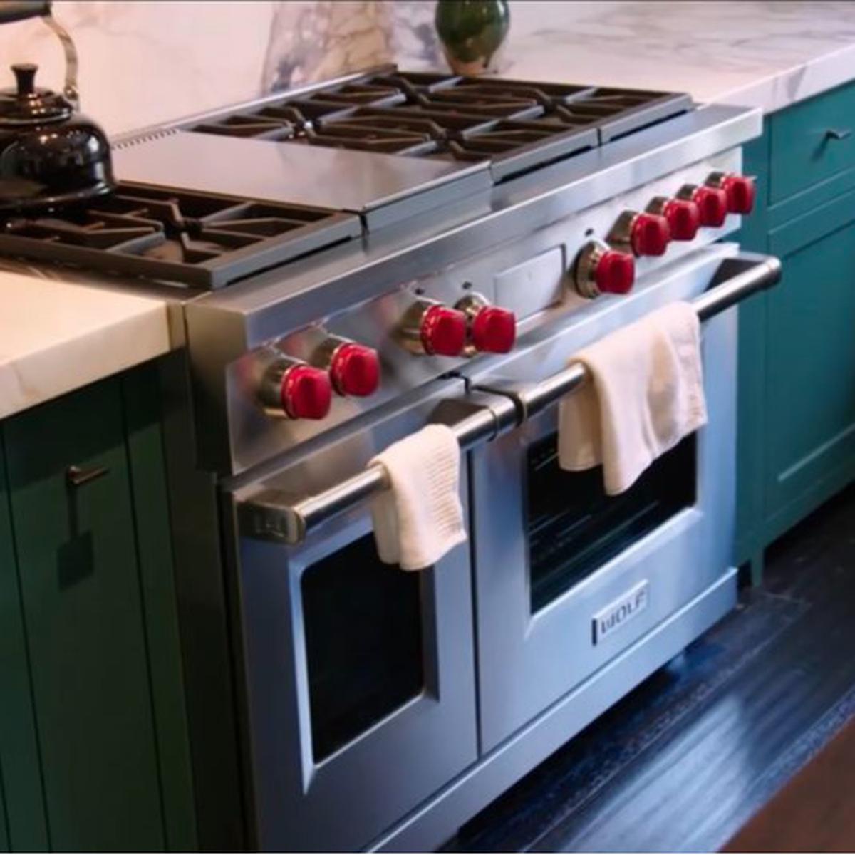 Ilustrasi Lap Dapur dan Kain Pencuci Piring
