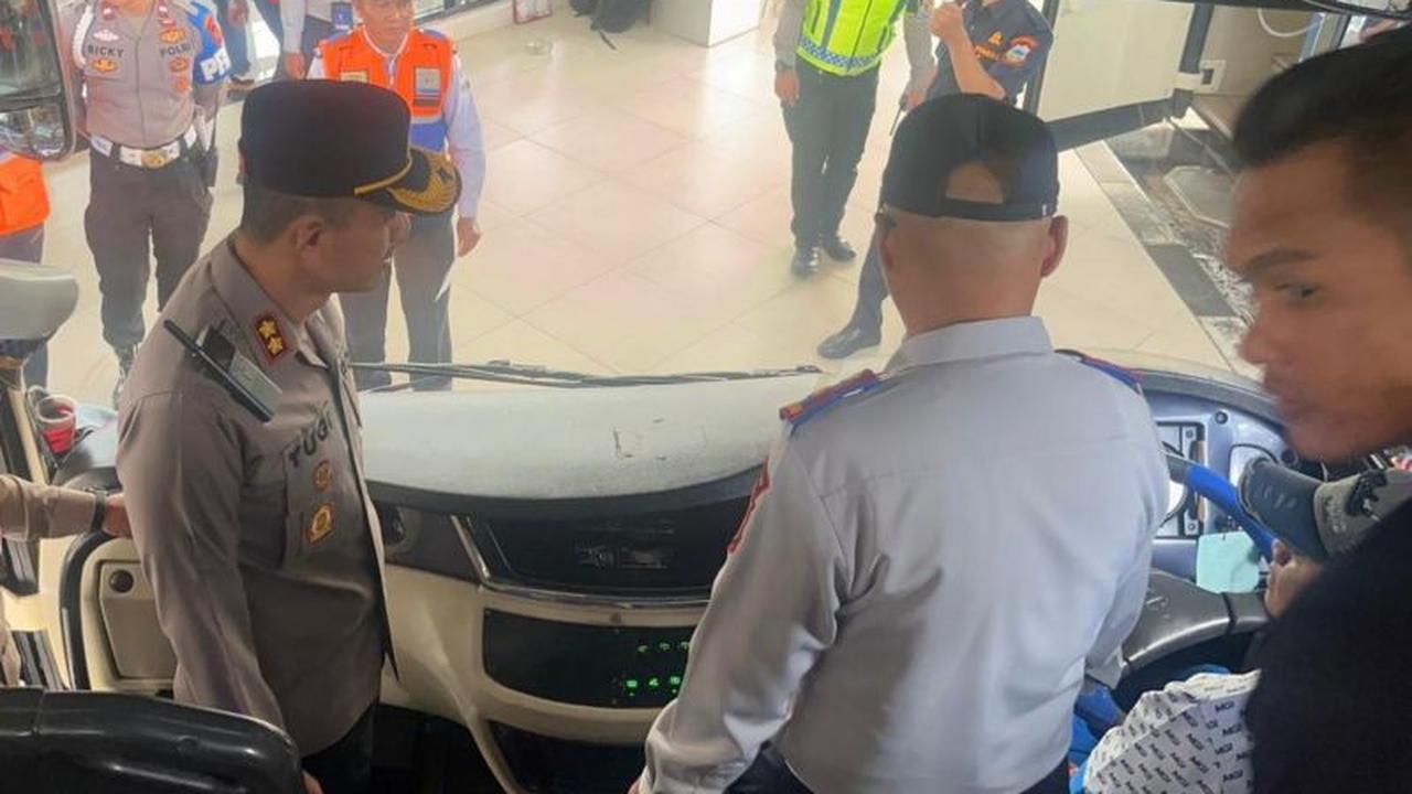 Polres Garut Pastikan Cek Kelayakan Bus Jelang Libur Akhir Tahun, Cegah Kecelakaan