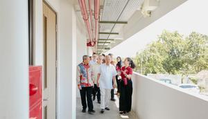 Gedung Horizon University Indonesia itu kini menjadi bangunan universitas tertinggi yang ada di wilayah Karawang. (Liputan6.com/ Asep Mulyana)