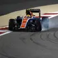 Jagoan balap Indonesia Rio Haryanto saat balapan di Sirkuit Sakhir, Bahrain, Minggu (3/4/2016) malam WIB. (Foto: MOHAMMED AL-SHAIKH / AFP)