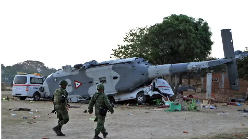 Heli Pemantau Gempa Meksiko Jatuh Menimpa Mobil Pengungsi, 14 Orang Tewas