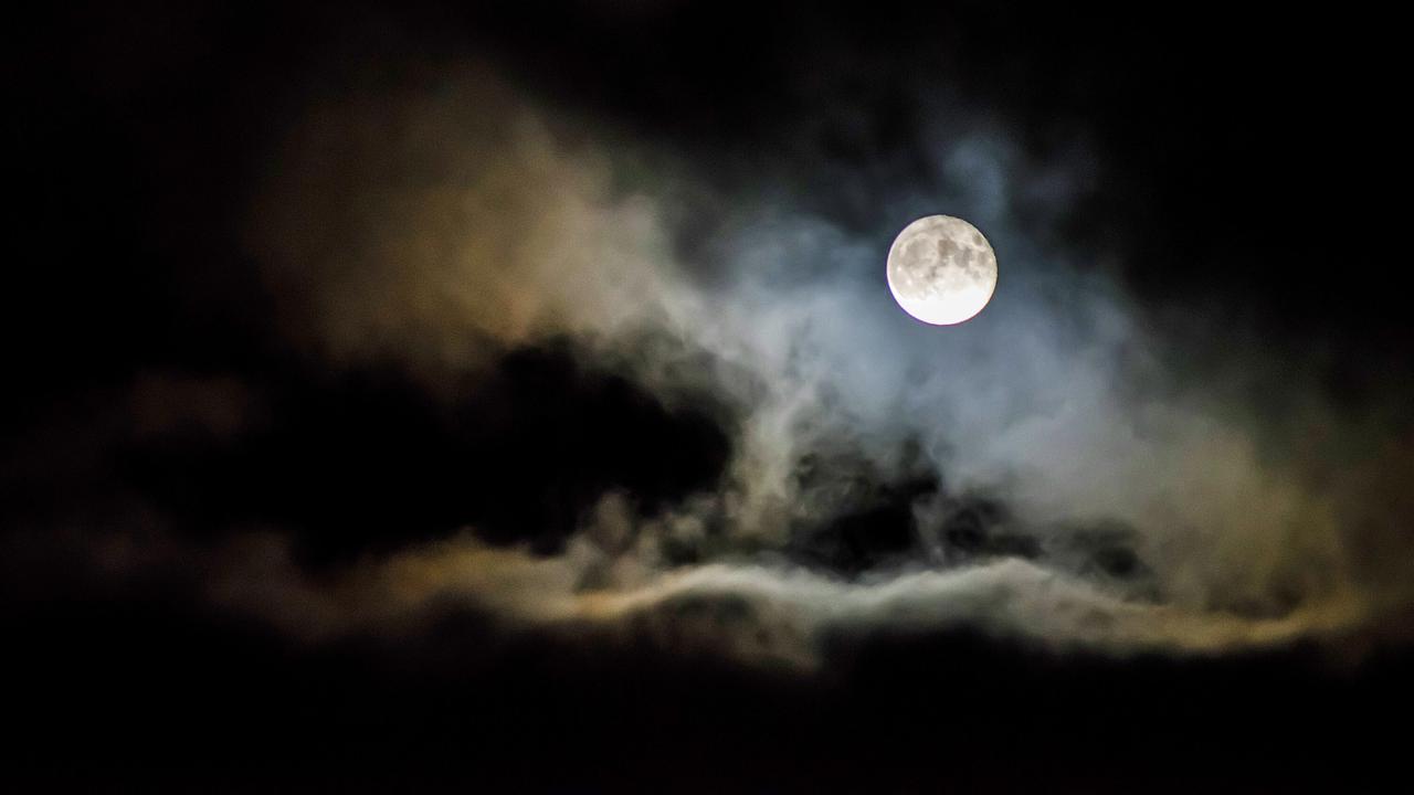 Mitos Gerhana Matahari Cincin