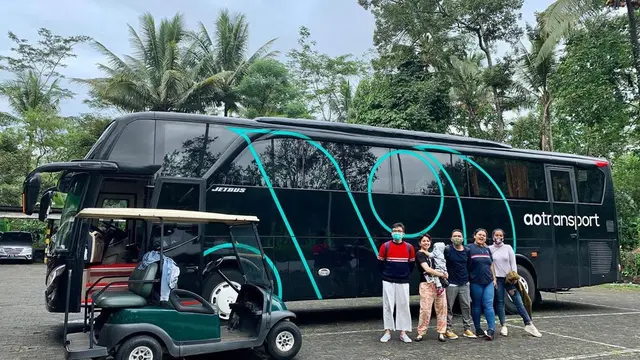 Nikmati Suasana Sawah, Ini 7 Momen Liburan Tya Ariestya Ke Magelang