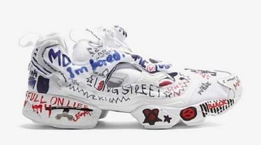 Upgrade Penampilan Sneakers Lama Dengan Coretan Gambar Yang Aesthetic Fashion Fimela Com What colour groups do wear/would like to wear? upgrade penampilan sneakers lama dengan