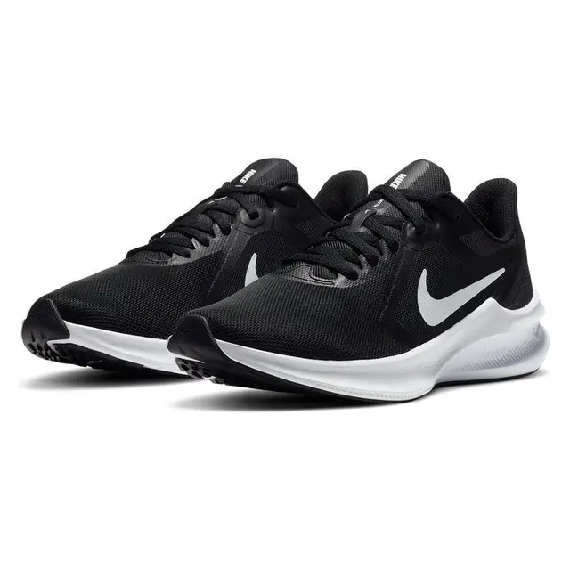 Sports Shoes
