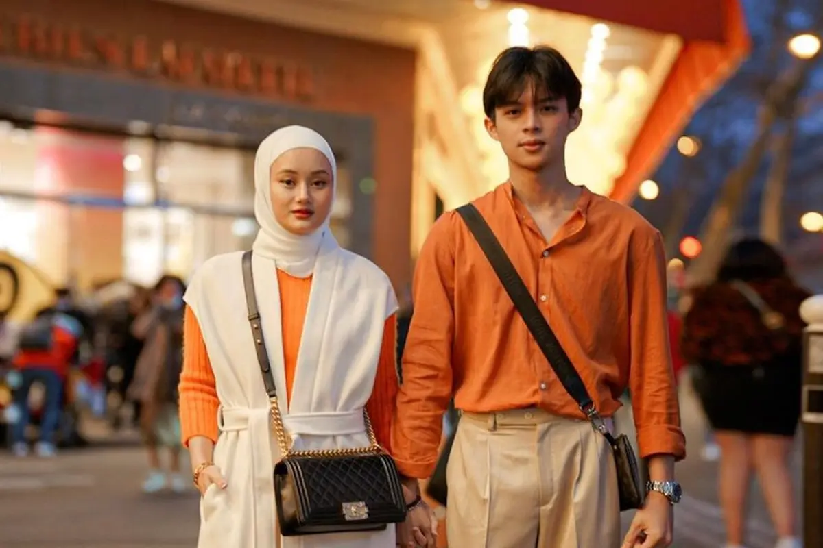 Dinda Hauw dan Rey Mbayang. (Foto: Dok. Instagram @rey_mbayang)