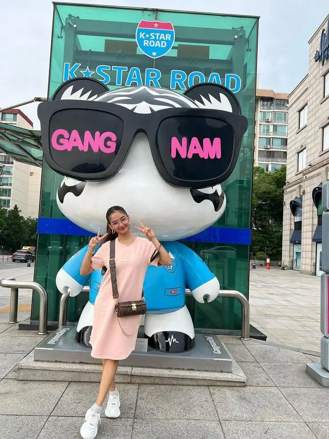 6 Potret Anushka Sen, Aktris Serial India yang Bakal Main di Drama Korea