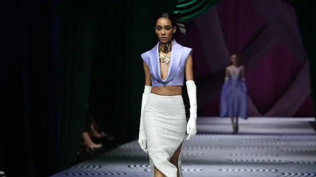 Sebastian Gunawan Signature