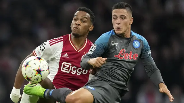 Foto: Bayern Munchen dan Napoli Menang Besar di Liga Champions