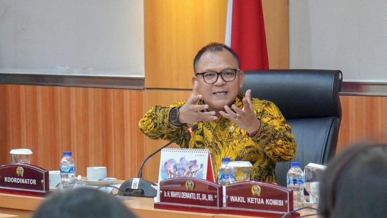 DPRD DKI Apresiasi Respon Cepat KAI dalam Penanganan Longsor Menteng, Warga Harapkan Solusi Permanen