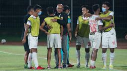 Pelatih Persija Jakarta, Sudirman, sukses mempersembahkan kemenangan pada laga debutnya usai menjadi pengganti Angelo Alessio. (Dok. Persija)