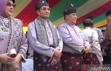 Meriahnya Pawai Ta'aruf MTQ Riau ke-44 di Kuantan Singingi Disaksikan Menteri Agama