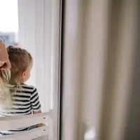 Para ibu terinspirasi untuk menyajikan sarapan secepat kilat dari Kepang Rambut Challenge.  | pexels.com/@dariaobymaha