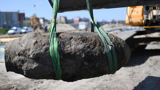 Momen Menegangkan Pemindahan Bom Perang Dunia II di Berlin