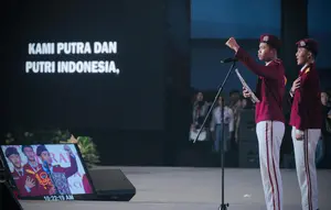 Momen Dua Siswa Sekolah Rakyat Pimpin Ikrar Sumpah Pemuda di Makassar