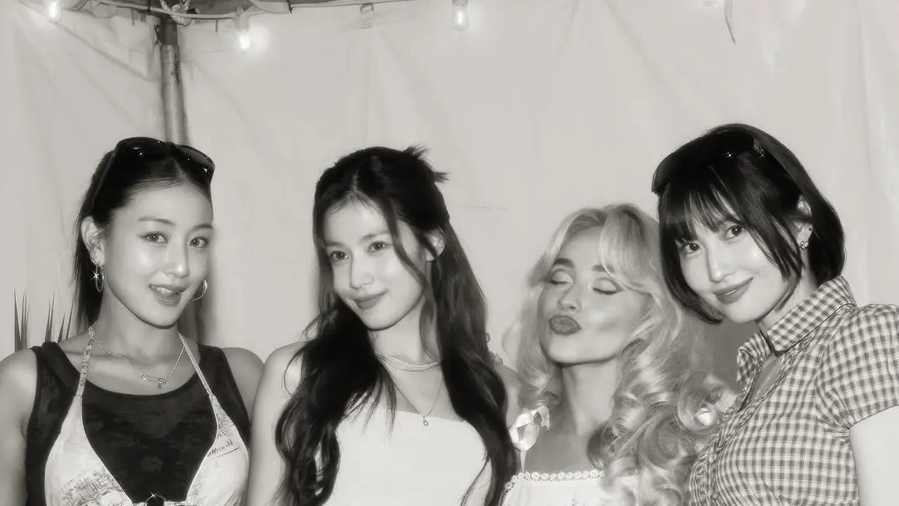 Women Support Women, Gaya Jihyo, Sana, dan Momo TWICE Saat Nonton Konser Sabrina Carpenter di Lollapalooza