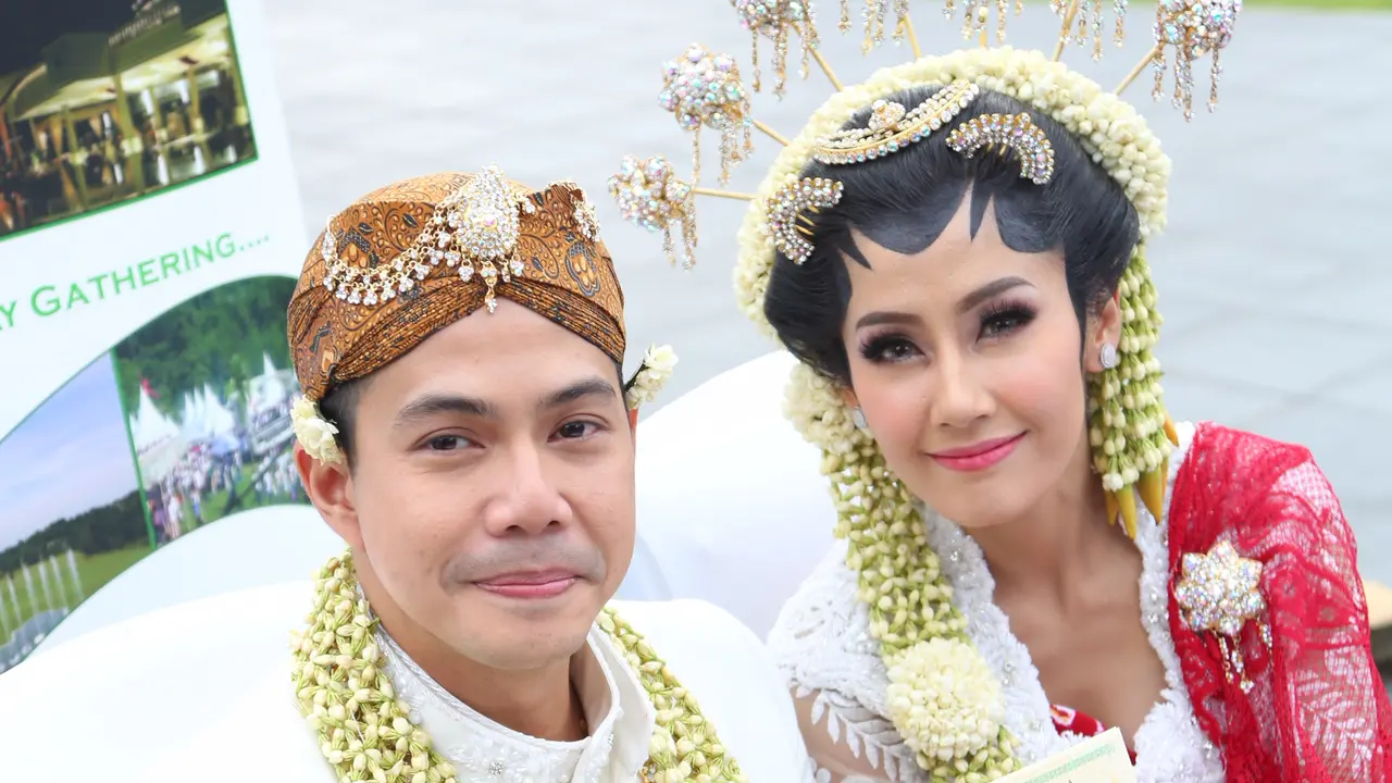 [Bintang] Ardina Rasti dan Arie Dwi Andhika