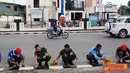 Citizen6, Nunukan: Tim Ekspedisi Khatulistiwa Sub Korwil 05 Nunukan melakukan karya bhakti berupa pembersihan Pasar Inhutani dan Yamaker, serta pengecatan trotoar di sekeliling alun-alun Kabupaten Nunukan, Kalimantan Timur. (Pengirim: Badarudin Bakri)