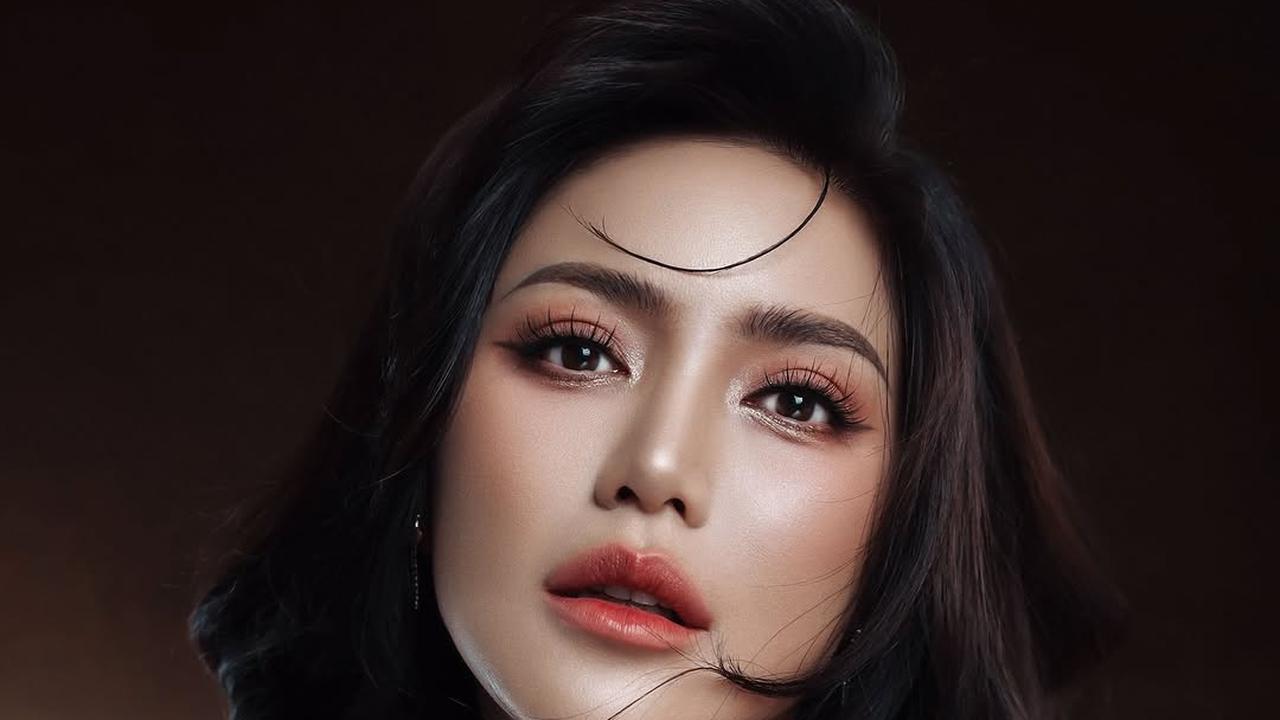 Pemotretan Terbaru Jessica Iskandar Tampil Menawan dan Flawless, Banjir Pujian dan Disebut Hot Mom