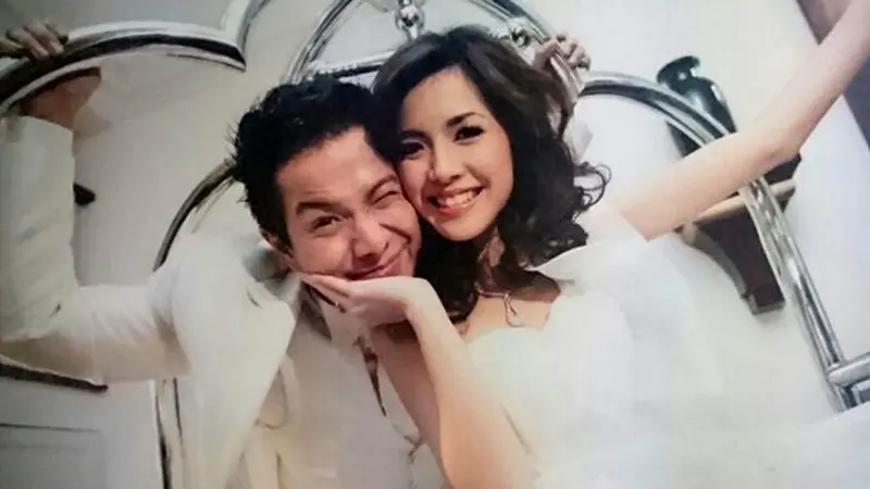 [Bintang] Delon dan Yeslin Wang