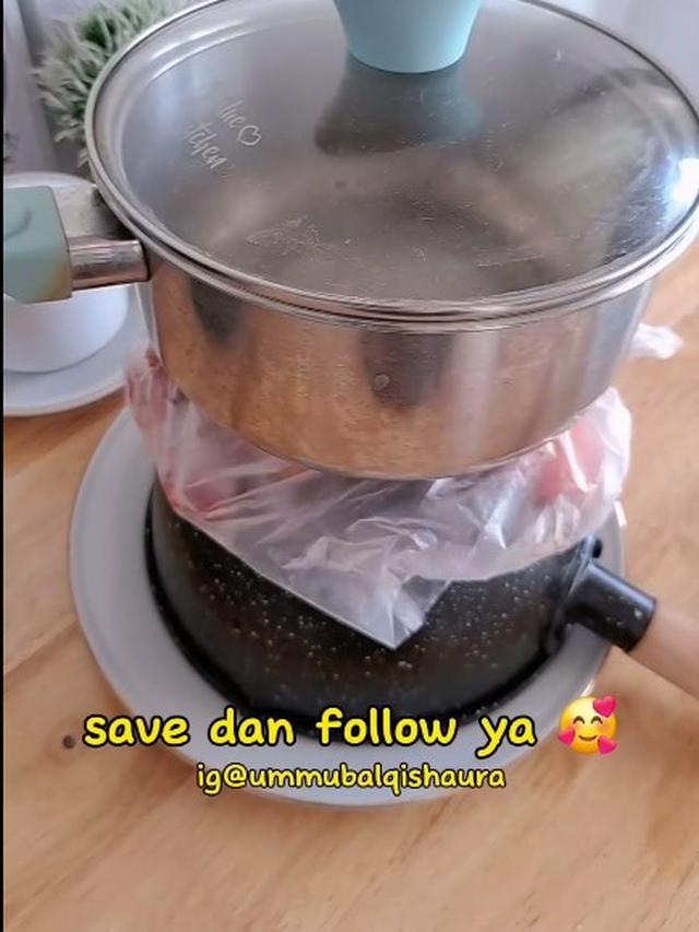 Tanpa Direndam Air Panas dan Cuka, Ini Cara Mencairkan Daging Ayam Beku dalam 5 Menit