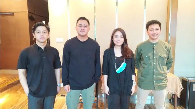 Band HIVI! merasa tertantang saat tampil di depan puluhan anak yatim piatu.