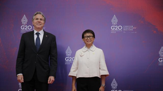 Menlu Retno Marsudi dan Menlu AS Anthony Blinken di acara Foreign Ministers' Meeting di G20 Bali. (Dok: Kemlu RI)