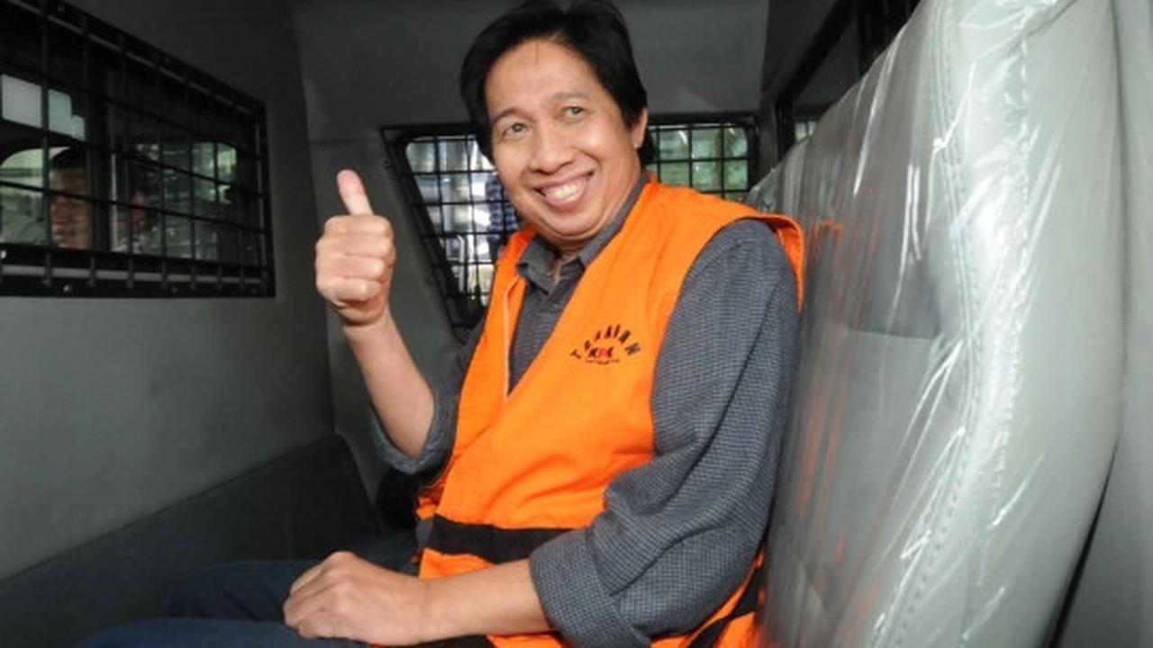 Berkas perkara P21, dua tersangka suap Musi Banyuasin umbar senyum