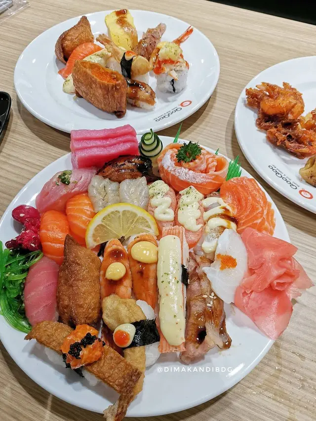 QooQoo Sushi Roll & Salad Bar