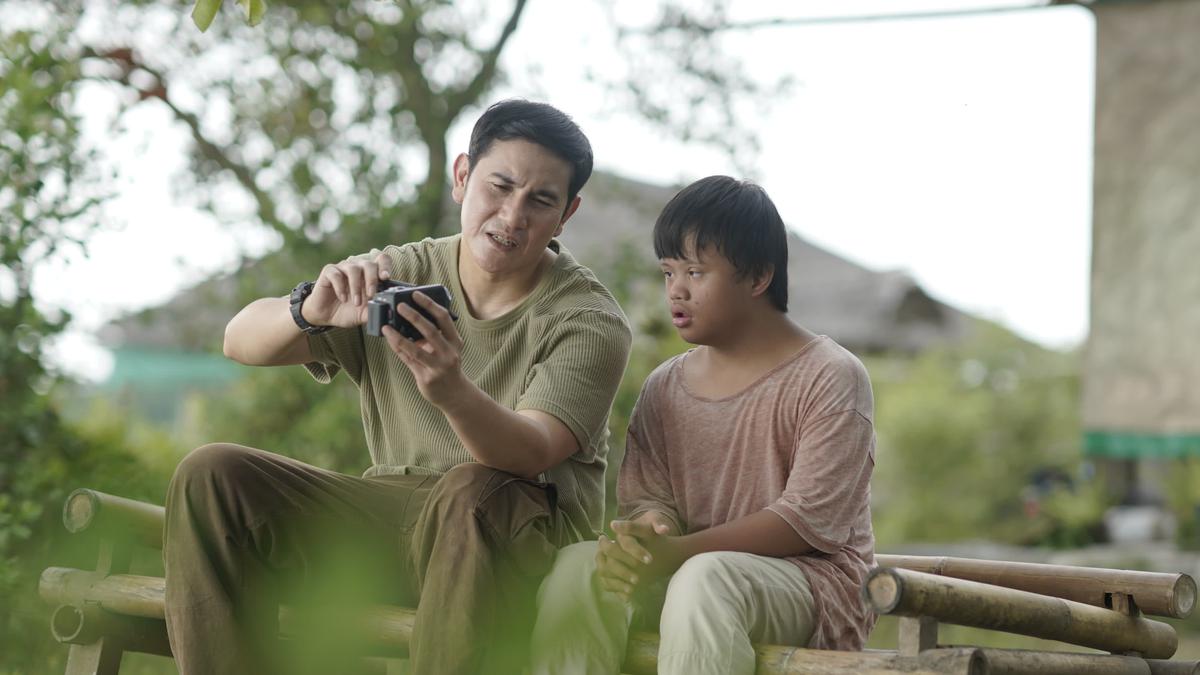 Vino G Bastian Bintangi Film Tanah Runtuh, Petik Pesan Penting Soal Keluarga dan Toleransi
