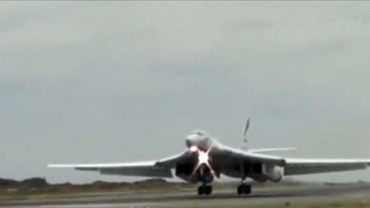 Gempuran sengit jet bomber Rusia di langit Suriah