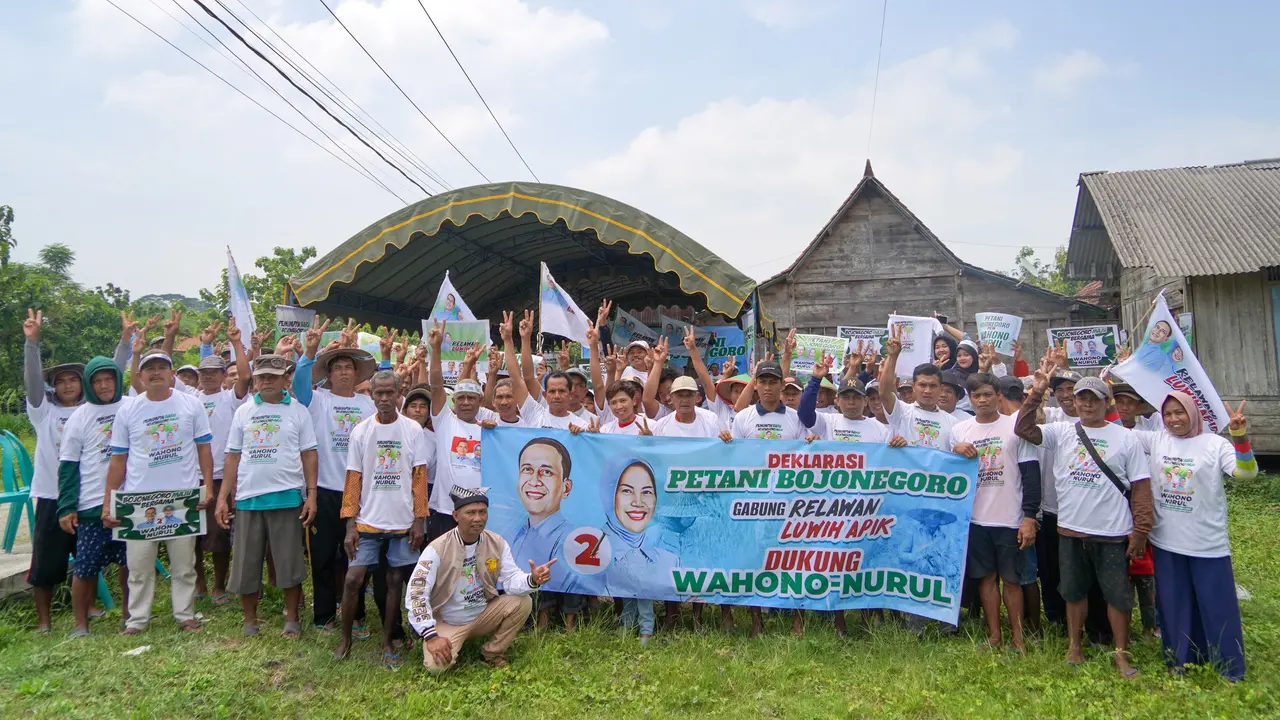 Ratusan petani Bojonegoro mendeklarasikan dukungan kepada pasangan calon Bupati dan Wakil Bupati nomor urut 2, Setyo Wahono-Nurul Azizah.