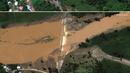 Kombinasi dua gambar satelit yang disediakan oleh Maxar Technologies ini menunjukkan di atas, pemandangan 18 Januari 2022 dari jembatan di atas Rio Grande de Arecibo sebelum melewati Badai Fiona, di Arecibo, Puerto Rico, dan foto setelah berlalunya Badai Fiona, pada Rabu, 21 September 2022. (Citra satelit © 2022 Maxar Technologies via AP)